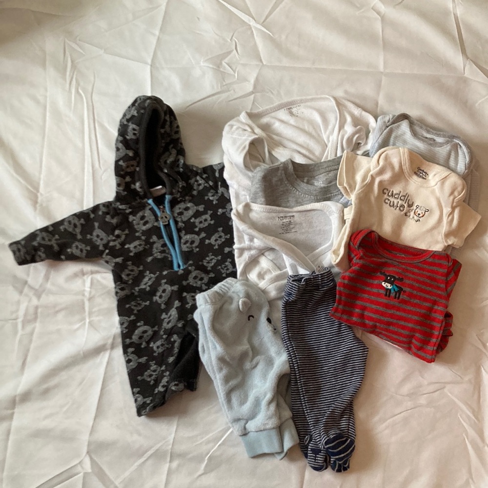 Newborn Bundle Carters tops bottoms sleep pajamas onesie